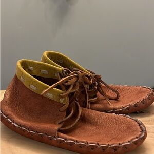 Handmade leather moccasins 7